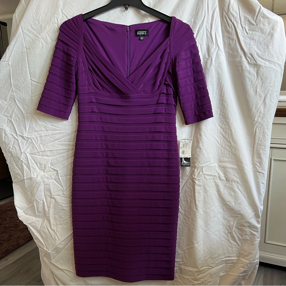 Adrianna Papell Tiered Bandage Sheath Dress Stretch 3/4 Sleeve V-Neck Size 10